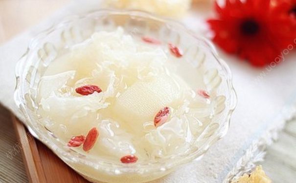 冰糖雪梨能放枸杞吗？冰糖雪梨能和枸杞一起煮吗？(3)