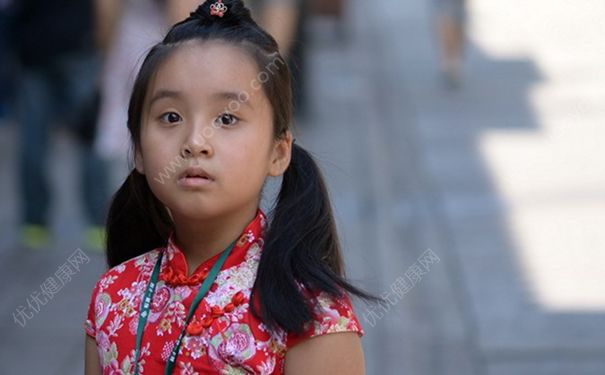 10岁女孩来月经是否早？10岁女孩来月经早不早？(2)