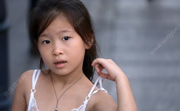 10岁女孩乳房有硬块是怎么回事？10岁女孩乳房有硬块怎么办？(4)