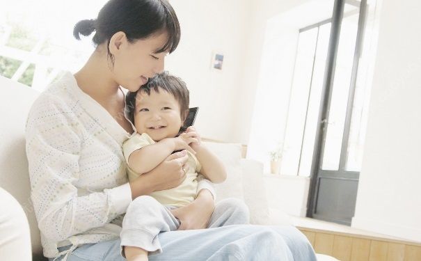 宝宝夏天能断奶吗？宝宝在夏天断奶好吗？(1)
