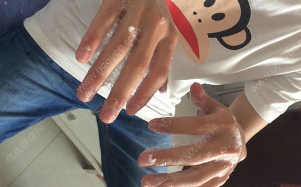 菠萝蜜汁怎么洗掉？菠萝蜜汁水怎么洗？(2)