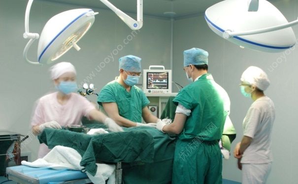 17岁女孩意外怀孕怎么办？女生意外怀孕该不该告诉父母？(2)
