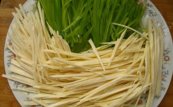 茭白可以凉拌吗？怎样做凉拌茭白丝？(3)