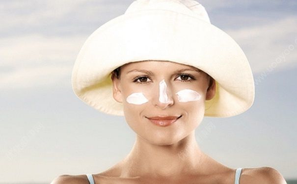 夏天晒黑了怎么快速美白？夏天晒黑了怎么白回来？(2)