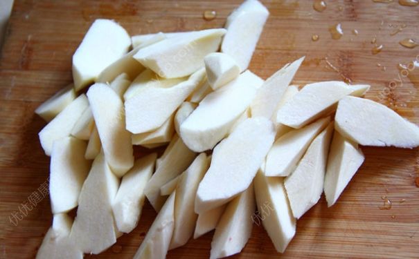 油焖茭白怎么做好吃？油焖茭白的家常做法[多图]