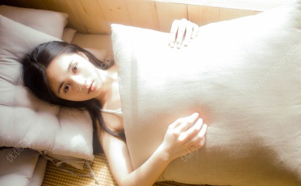 16岁女生胸很平还会发育吗？16岁女生平胸怎么办？(2)