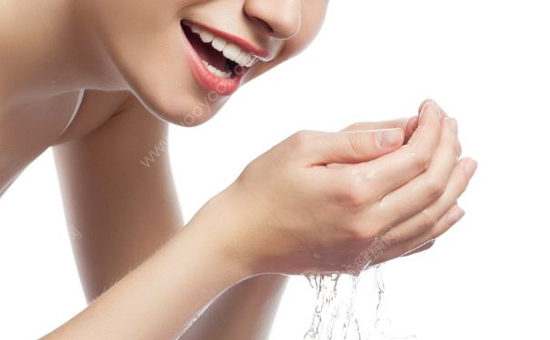 晒后可以立即洗脸吗？晒后立即洗脸好吗？(2)