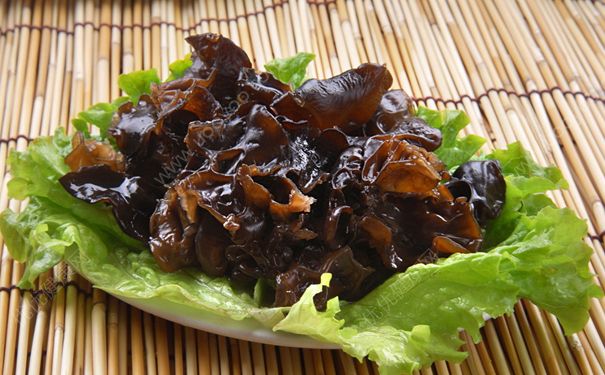 黑木耳有哪些食用禁忌？吃黑木耳要注意什么？[多图]