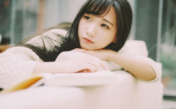 青春期女生例假推迟是怎么回事？青春期女生例假迟来怎么办？(1)