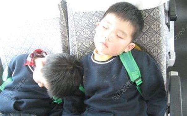 青少年老是犯困怎么办？青少年犯困的原因详解(4)