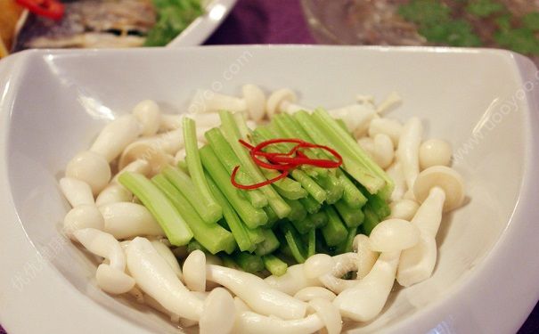 芹菜与什么食物相克？芹菜不能和什么一起吃？[多图]