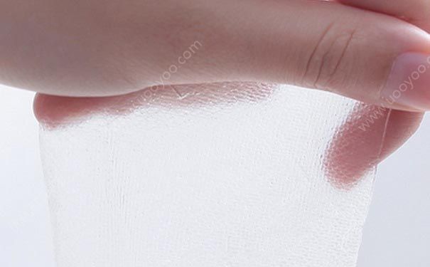 脸上长痘痘能敷面膜吗？敷面膜脸刺痛什么原因？(1)