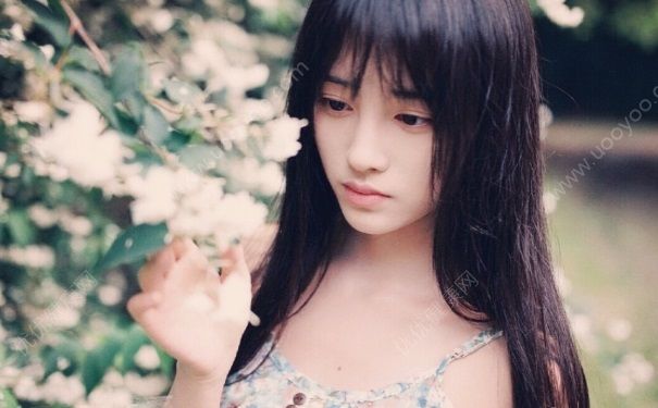 高中生女生鼻子塌 用夹子夹鼻子会变挺吗？(3)