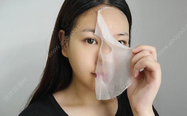 早上敷面膜好还是晚上敷面膜好？敷面膜的最佳时间？(3)