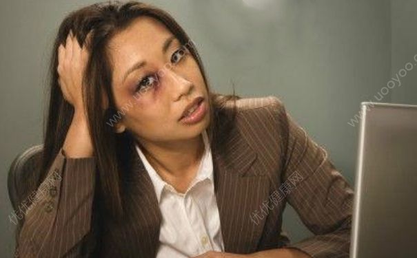 熬夜会长斑吗？熬夜对皮肤的危害(5)