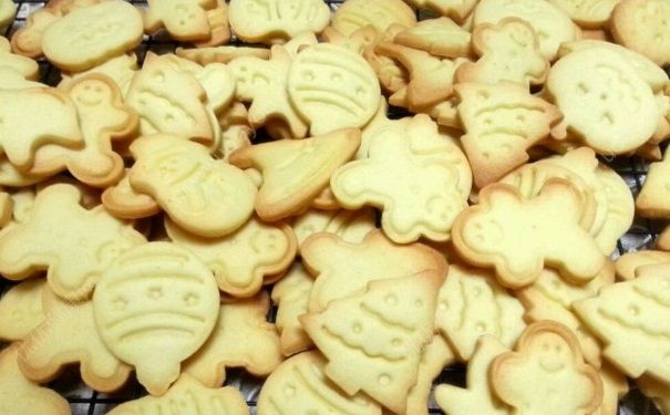饼干能用微波炉烤吗？饼干能用微波炉做吗？(1)