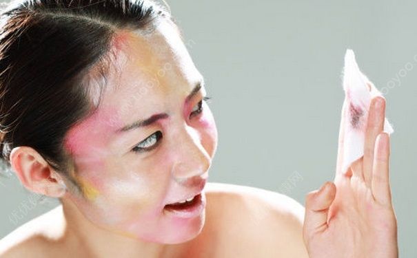 用洗面奶卸妆可以吗？卸妆的步骤是什么？[多图]