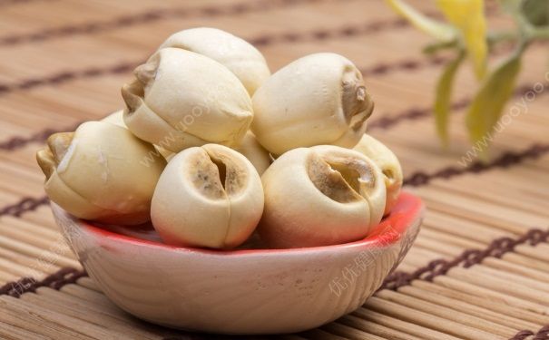 莲蓬可以多吃吗？莲蓬吃多了会怎样？[多图]