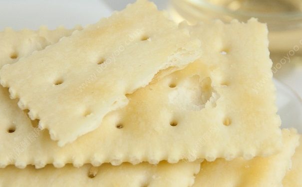 苏打饼干能缓解孕吐吗？孕妇吃苏打饼干好吗？(1)