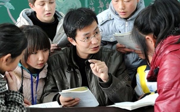 为什么学生会喜欢老师？学生喜欢上老师怎么办？(2)