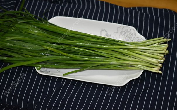 韭菜可以生吃吗？生的韭菜可以吃吗？(1)