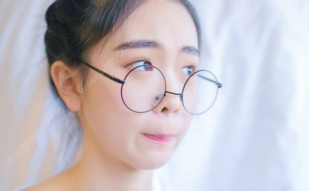 15岁女生可以化妆吗？15岁女生能用护肤品吗？(3)