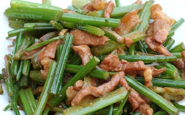 芹菜多吃有什么副作用？芹菜吃多了会怎样？(1)