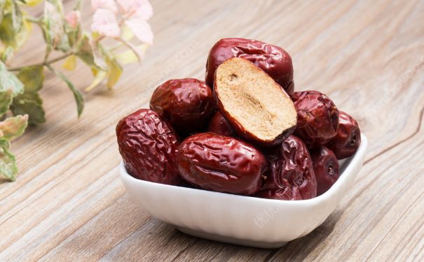 红枣会回奶吗？哺乳期吃红枣会回奶吗？(1)