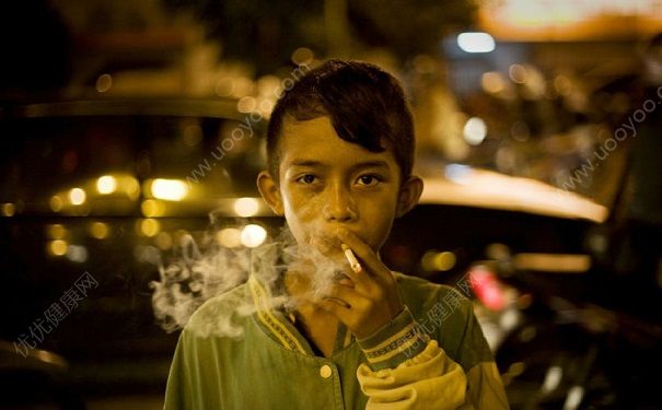 青少年抽烟的危害？青少年抽烟会长不高吗？(3)
