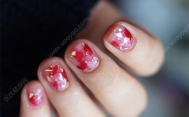 自己怎么洗掉指甲油？没有洗甲水怎么洗掉指甲油？(2)