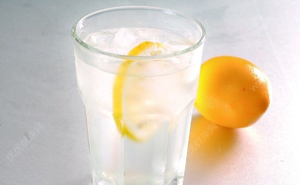 碳酸饮料为什么会冒泡？碳酸饮料为什么有气？[多图]