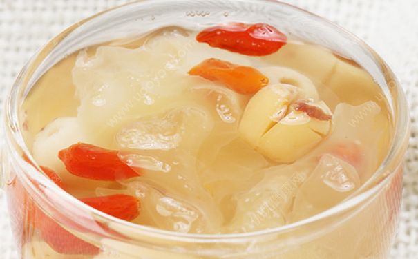 莲子百合糖水怎么做？莲子百合糖水的做法(4)