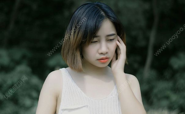 15岁三个月没来月经正常吗？15岁三个月没来月经怎么办