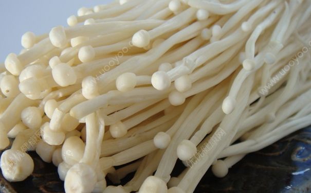 金针菇和番茄能一起吃吗？西红柿和金针菇一起炒好吗？(1)