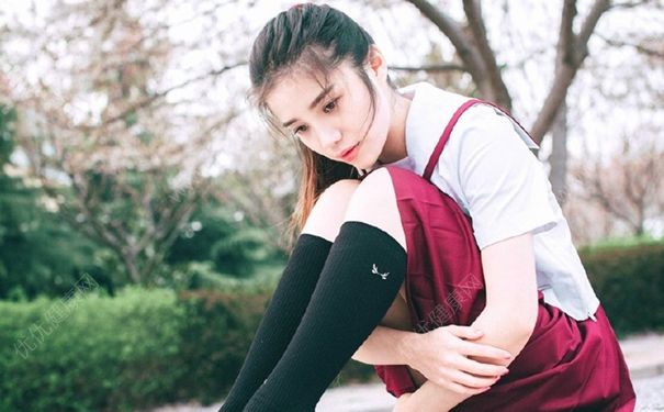 初中女生白带多是怎么回事？初中女生白带多怎么办？[多