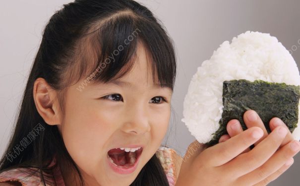海苔包米饭叫什么？海苔包饭团怎么做？(1)