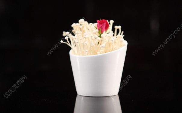 金针菇发霉了能吃吗？金针菇长毛了能吃吗？[多图]