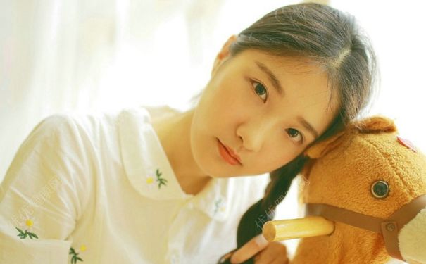 12岁女生胸部发育正常吗？12岁女孩胸部发育还长个子吗？(4)