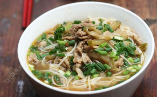 榨菜肉丝面怎么做？榨菜肉丝面的做法(3)