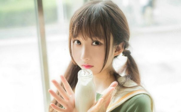 12岁女生胸部发育正常吗？12岁女孩胸部发育还长个子吗？(3)