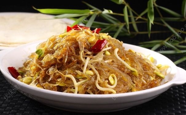 豆芽炒粉条怎么做好吃？豆芽炒粉条的家常做法(3)