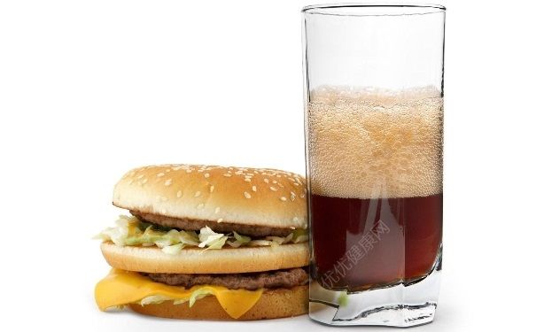 空腹可以喝可乐吗？空腹可以喝碳酸饮料吗？(3)