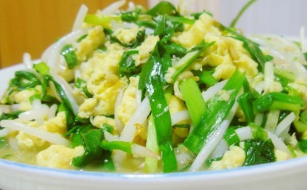 豆芽炒鸡蛋怎么做好吃？豆芽炒鸡蛋的做法(4)