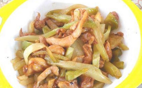 哺乳期能不能吃榨菜？产妇能吃榨菜吗？(3)