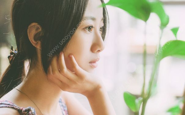 初中女生按胸部会疼怎么回事？初中女生按胸部疼怎么办？(1)
