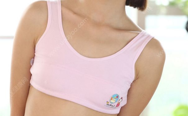 12岁乳房有肿块不痛正常吗？12岁胸部有硬块怎么办？(4)