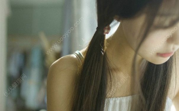 13岁女生平胸正常吗？13岁女生平胸怎么办？(1)