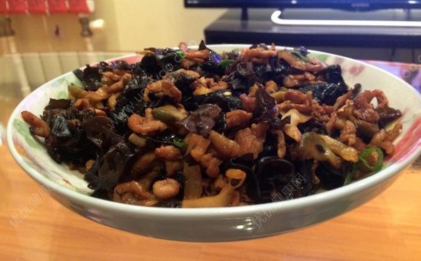 榨菜和木耳能一起吃吗？榨菜和木耳能一起炒吗？(4)
