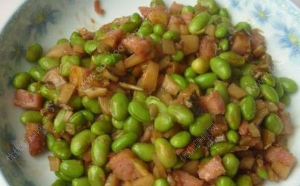 榨菜长黑点可以吃吗？榨菜长黑点还能吃吗？[多图]