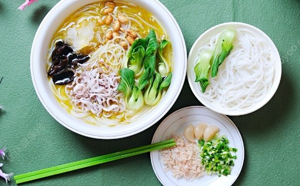 在家怎么煮米线？最简的家常米线怎么做？(3)